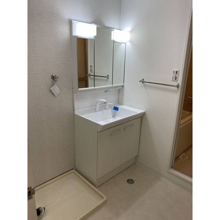 物件内観写真5　(洗面)