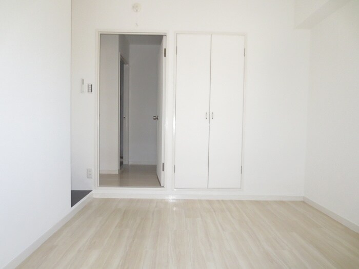 物件内観写真11　(居室)