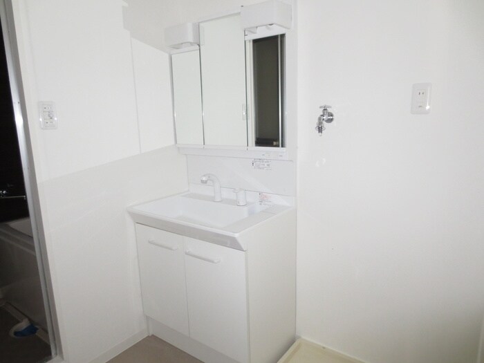 物件内観写真15　(洗面)
