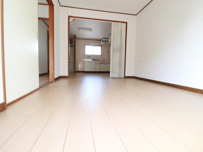 物件内観写真8　(居室)