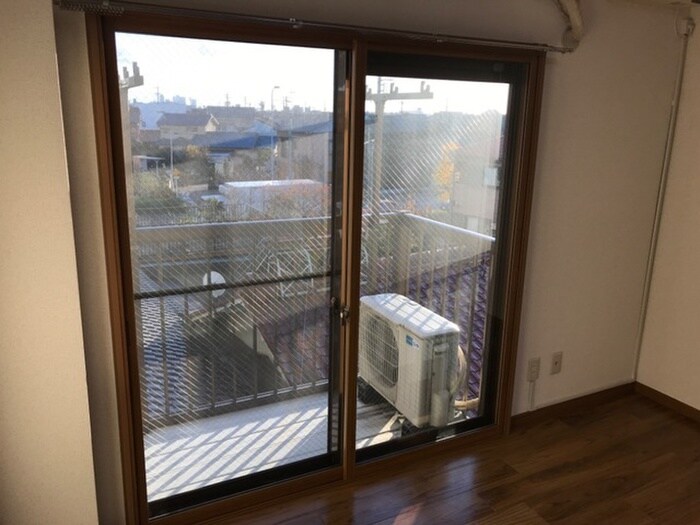 物件内観写真6　(居室)