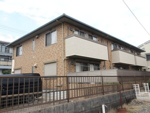 ファミーユ瀬古東外観写真