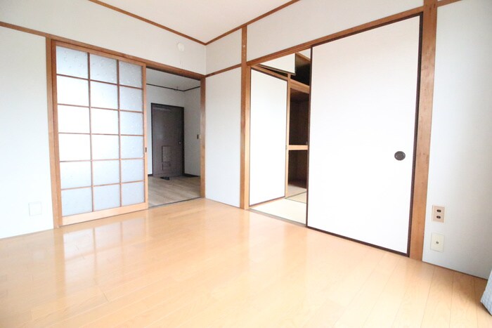 物件内観写真11　(居室)