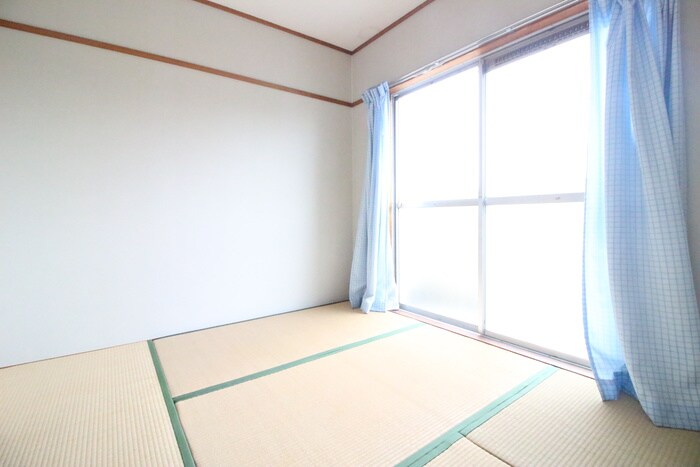 物件内観写真13　(居室)