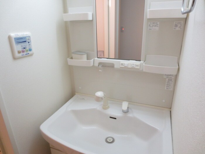 物件内観写真11　(洗面)