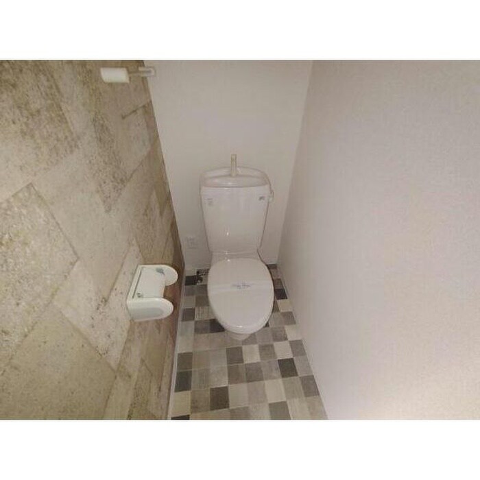 物件内観写真14　(トイレ)