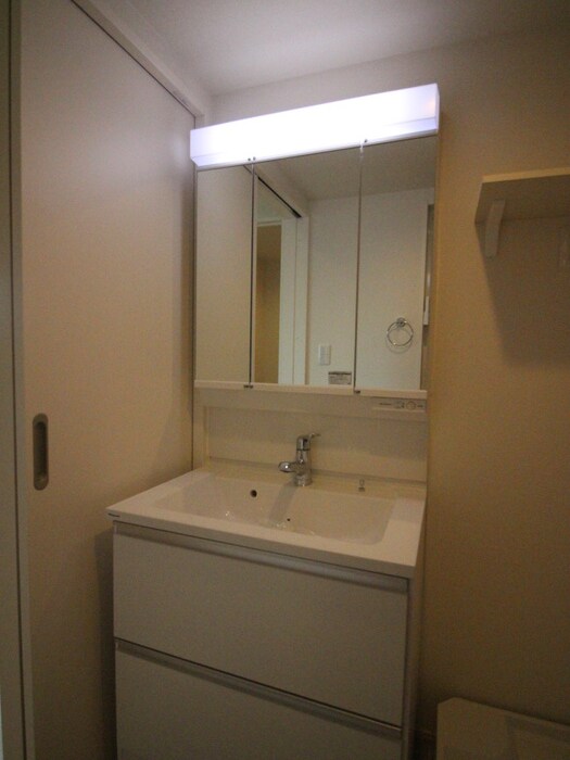 物件内観写真7　(洗面)