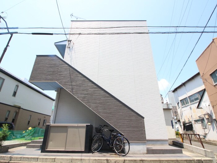 物件外観写真1　(外観写真)