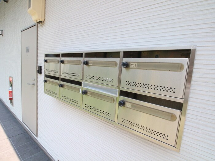 物件外観写真4　(建物設備)