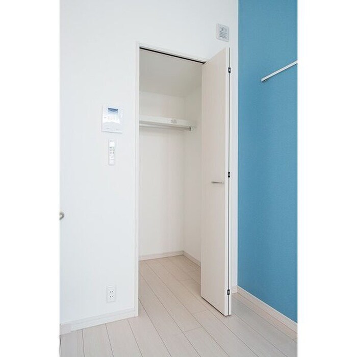 物件内観写真15　(収納)