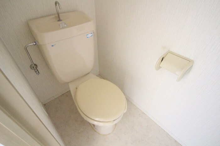 物件内観写真14　(トイレ)