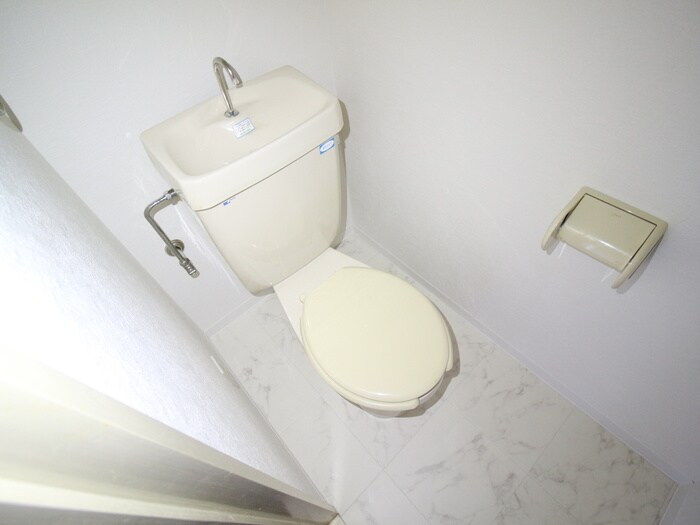 物件内観写真14　(トイレ)