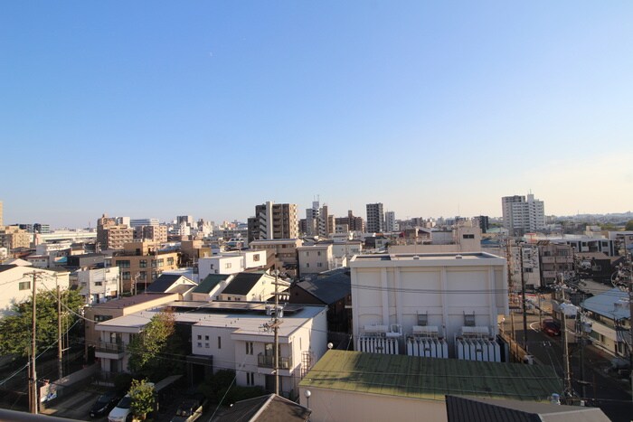 物件内観写真22　(室内からの展望)