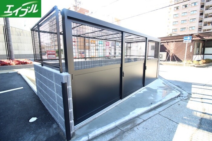 物件外観写真4　(建物設備)