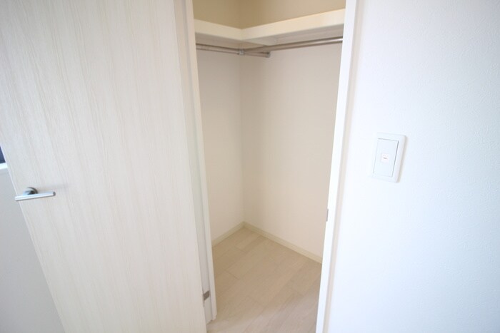 物件内観写真14　(収納)