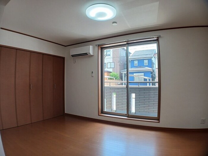 物件内観写真3　(居室)