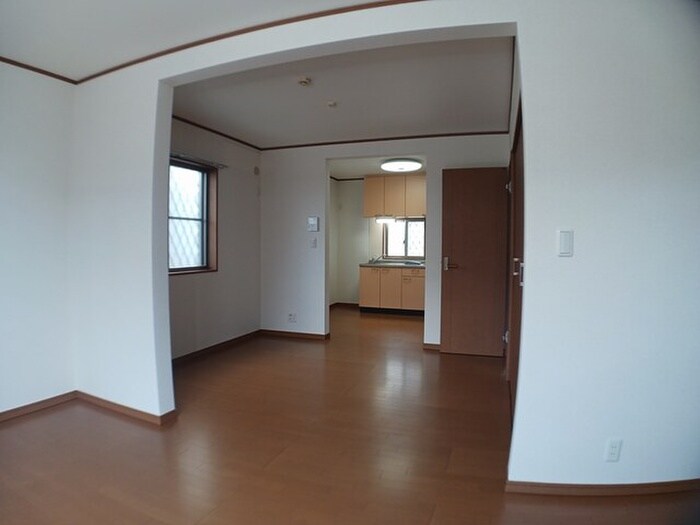 物件内観写真4　(居室)