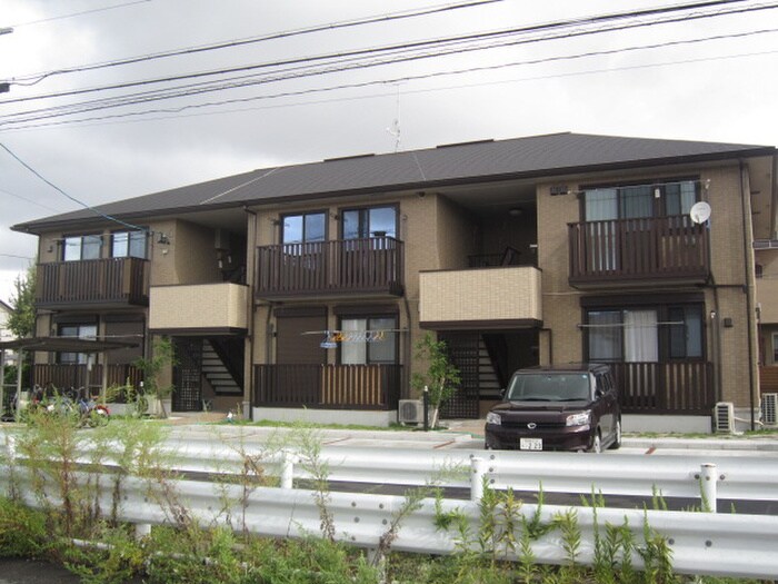 物件外観写真2　(外観写真)