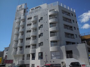 メゾン覚王山外観写真