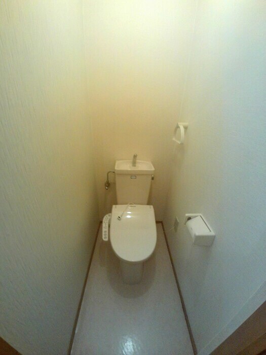 物件内観写真9　(トイレ)