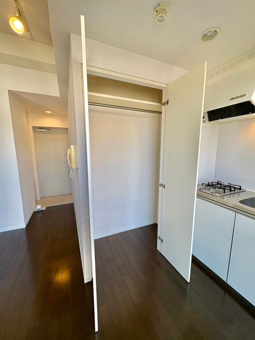 物件内観写真9　(収納)