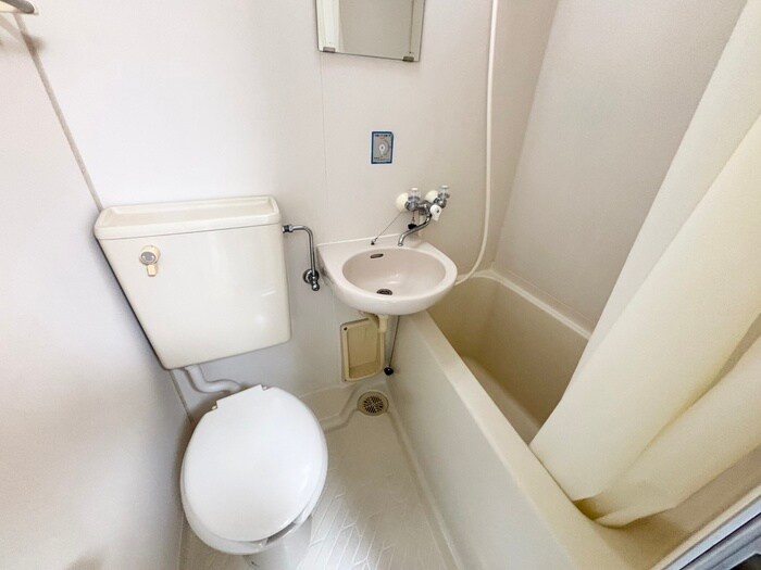 物件内観写真11　(トイレ)