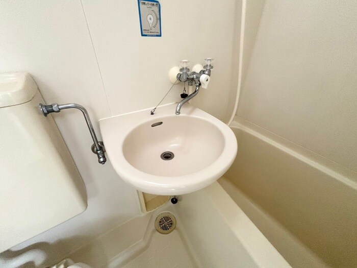 物件内観写真12　(洗面)