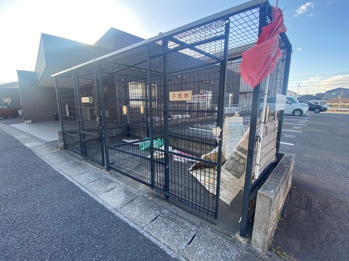 物件外観写真5　(建物設備)