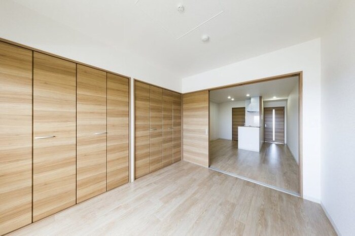 物件内観写真11　(居室)