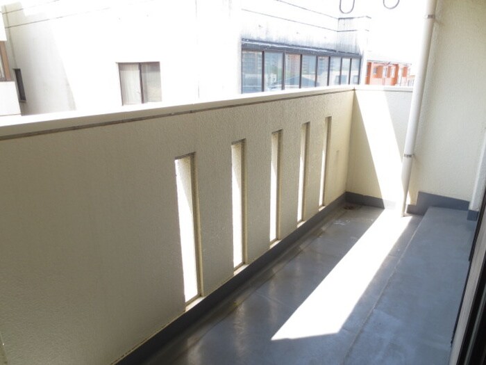 物件内観写真16　(ベランダ・バルコニー)