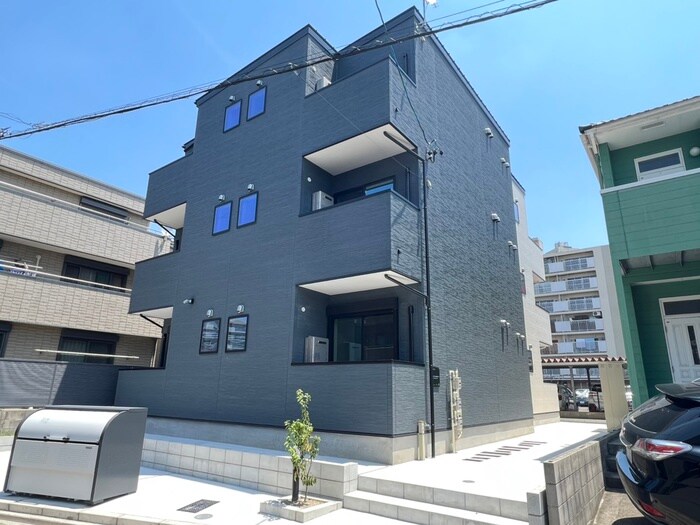 物件外観写真1　(外観写真)