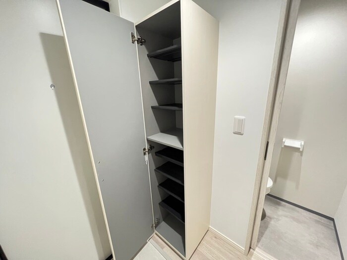 物件内観写真15　(靴箱)