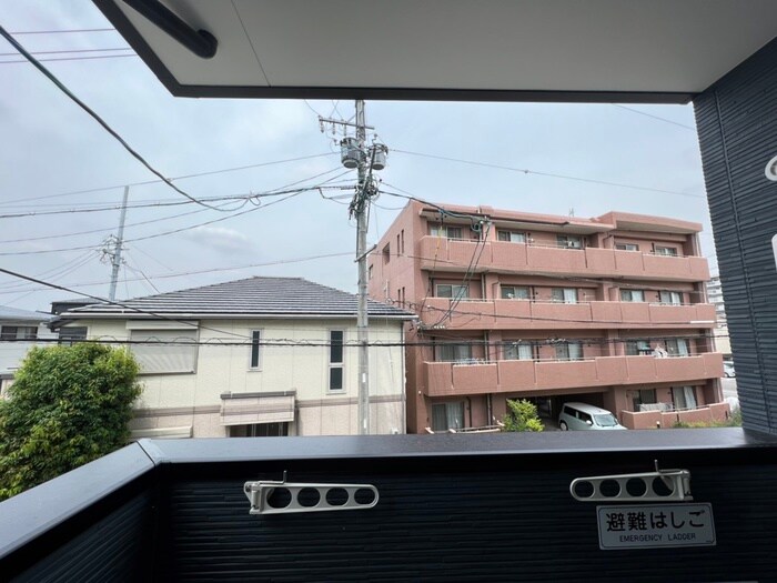 物件内観写真22　(室内からの展望)