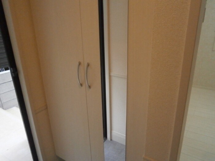 物件内観写真13　(靴箱)