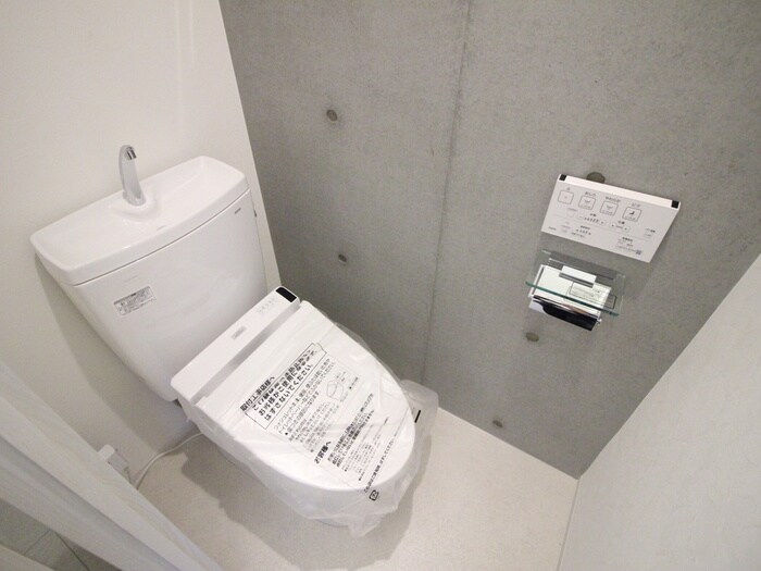 物件内観写真12　(トイレ)