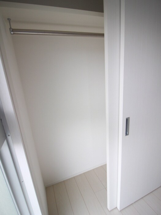 物件内観写真15　(収納)