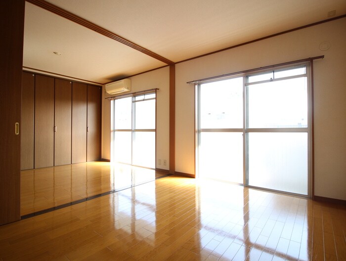 物件内観写真18　(居室)