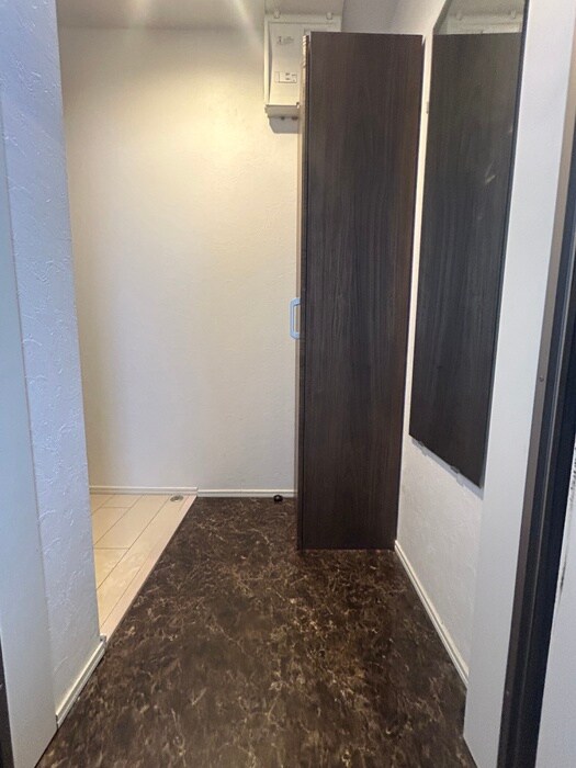 物件内観写真17　(玄関)