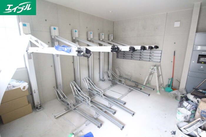 物件外観写真3　(駐車場)