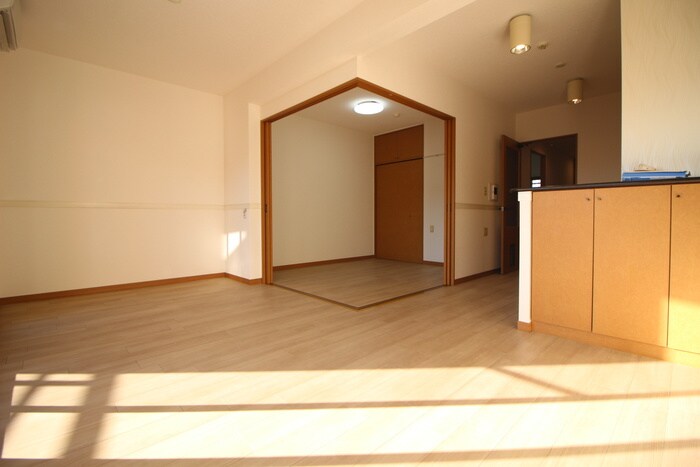 物件内観写真7　(居室)