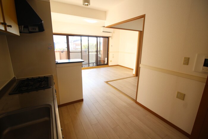 物件内観写真9　(居室)