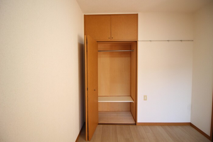 物件内観写真11　(収納)