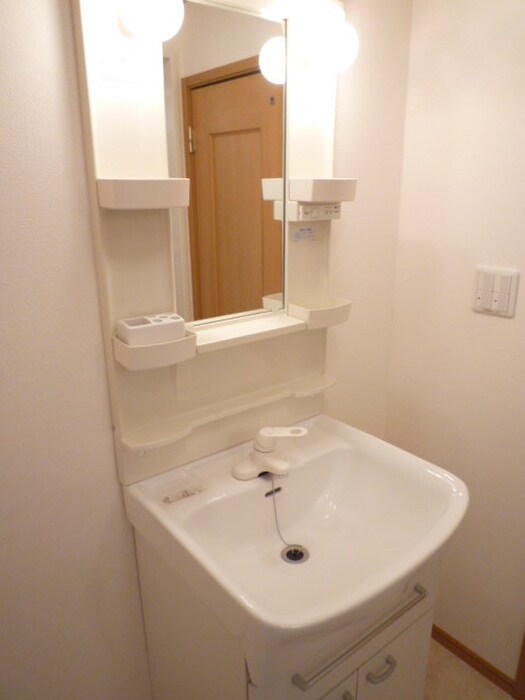 物件内観写真5　(洗面)