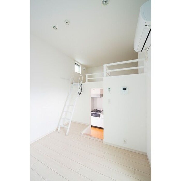 物件内観写真8　(居室)