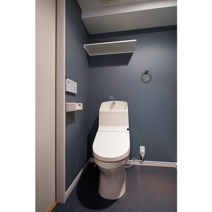 物件内観写真13　(トイレ)