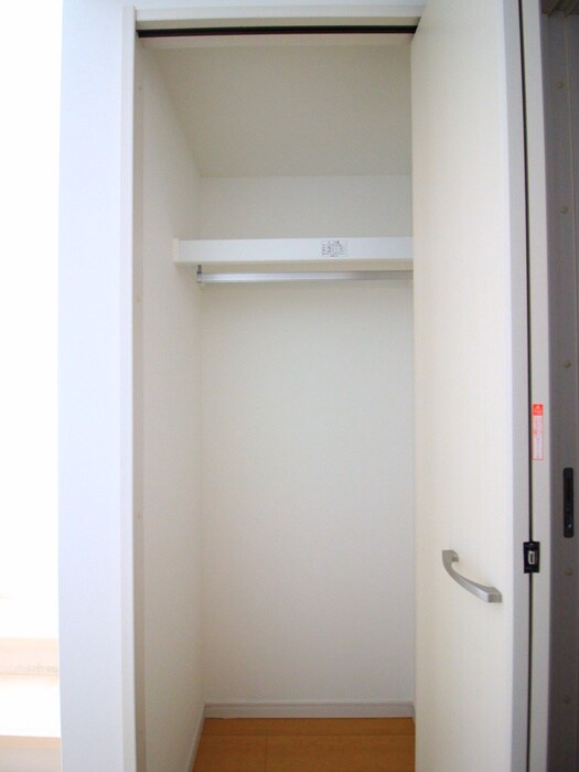 物件内観写真13　(収納)