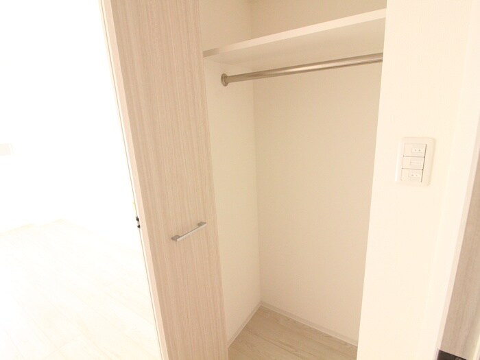 物件内観写真10　(収納)
