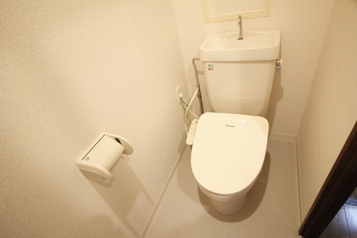 物件内観写真14　(トイレ)