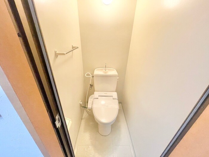 物件内観写真10　(トイレ)