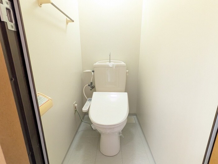 物件内観写真11　(トイレ)